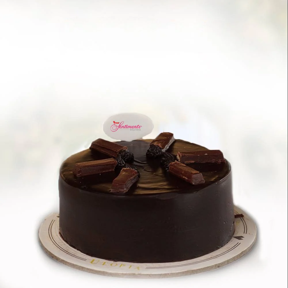 Crunchy KitKat Cake 2.5 LBS