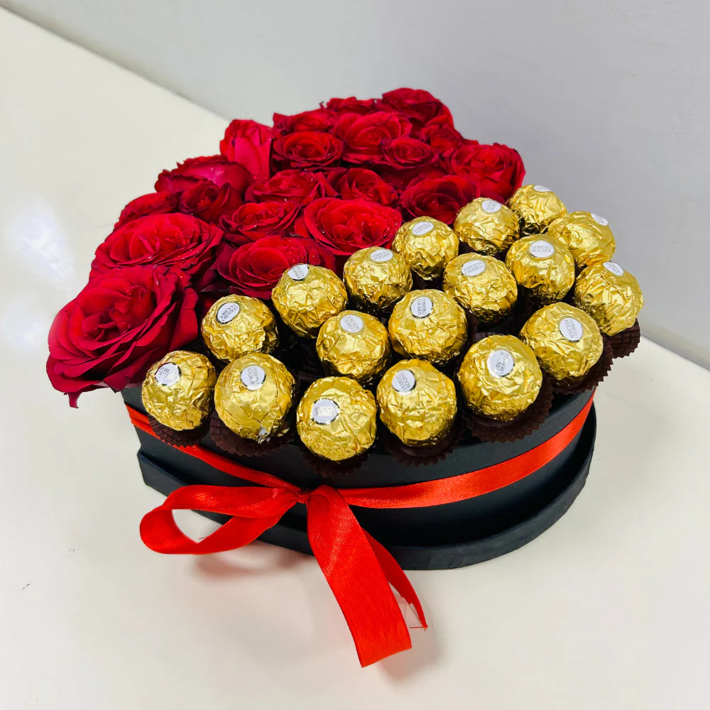 Heartfelt Ferrero and Roses Box - Image 4