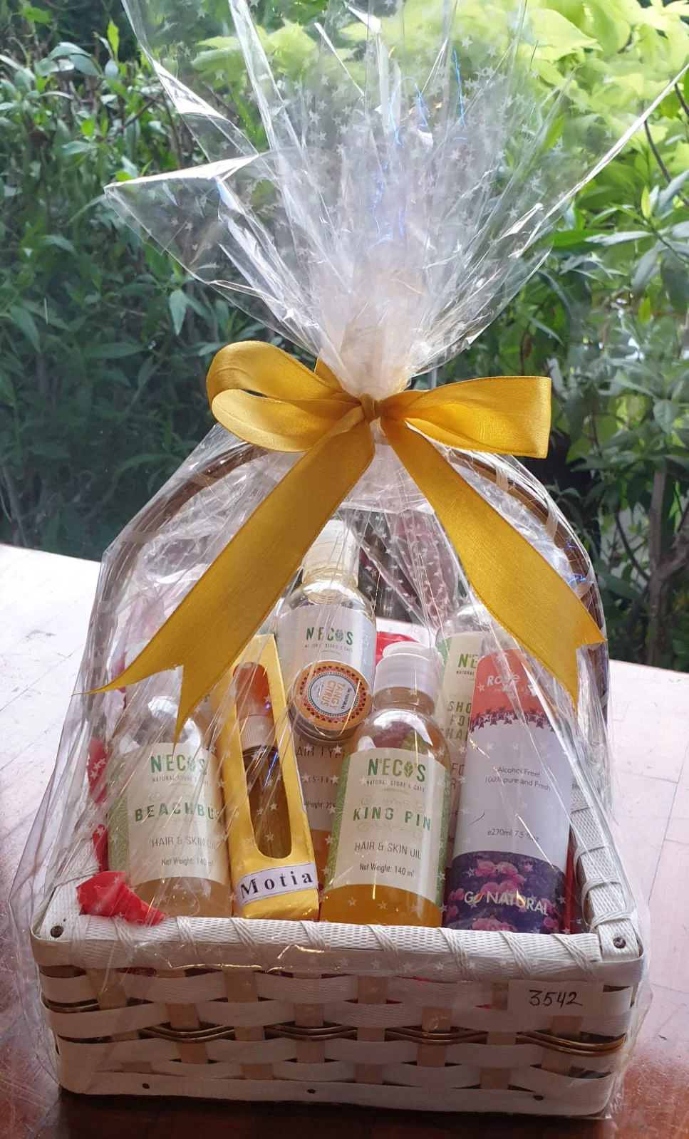 Just for them -  Organic Self Care basket by Neco's - Image 6