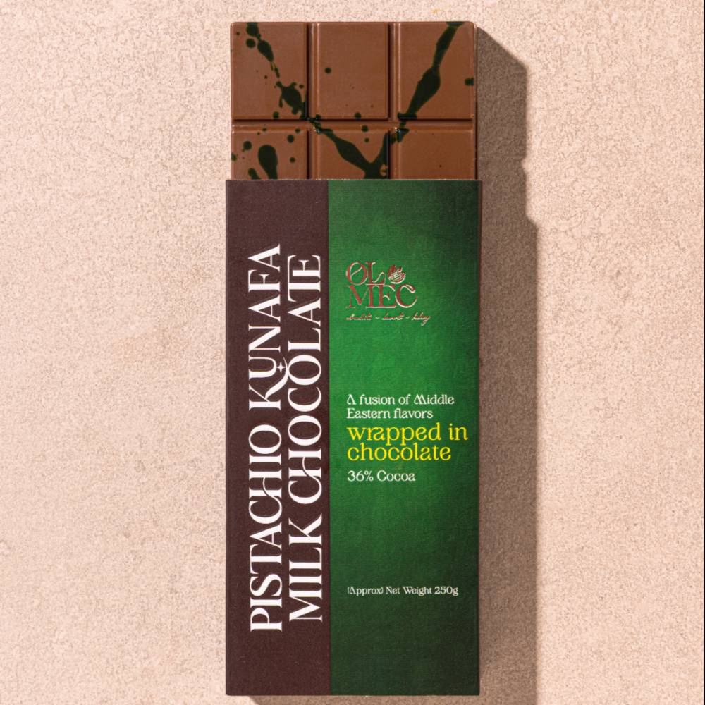 Pistachio Kunafa Chocolate Bar